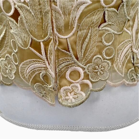Handmade Floral Embroidered Top Shell Gold Tan Scalloped Zipper Back Size Small - Picture 5 of 9